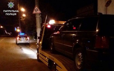 У Чернівцях за кермом автівки затримали водія під амфетаміном