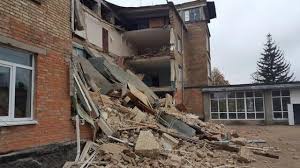 Освітяни складають перелік шкіл на Буковині, що можуть зруйнуватися