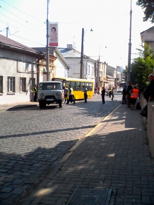 Через трагічне ДТП перекрито рух на Сагайдачного і Шолом-Алейхема (ФОТО)