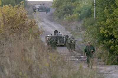 МО: Бойовики зривають розведення сил  у районі Станиці Луганської 