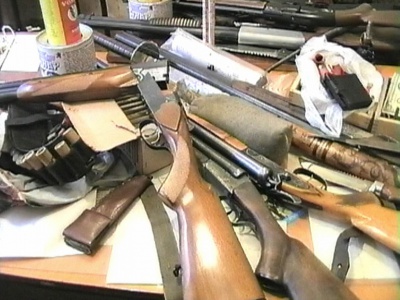 Буковинці добровільно здали 56 одиниць незареєстрованої зброї