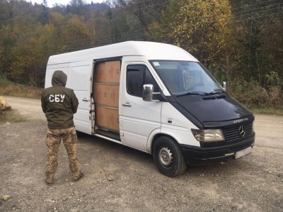 На Буковині СБУ затримала партію контрабандних цигарок на один мільйон гривень