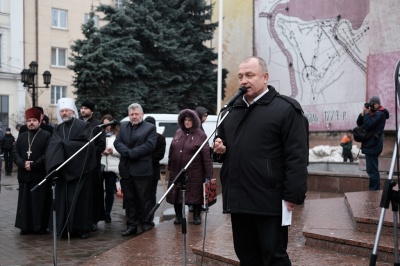 "Наші цінності не змінилися": у Чернівцях учасники Майдану на віче згадували, як творилась Революція гідності (ФОТО)