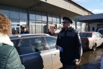 Дует "Писанка" та Іван Гешко на кордоні з Молдовою закликали боротися з корупцією