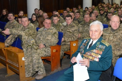 Чернівці відзначають 25-у річницю Збройних сил України (ФОТО)