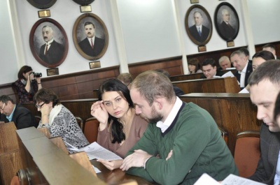 Депутати міськради Чернівців підтримали одразу три «шкурняки» (ФОТО)