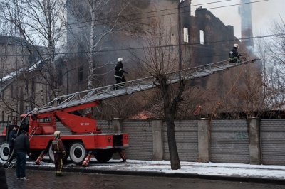 Рятувальники оприлюднили відео з пожежі на пивзаводі в Чернівцях (ВІДЕО)