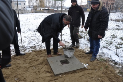 Будівництво нового футбольного стадіону в Чернівцях мають завершити наступного року (ФОТО)