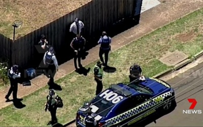 Австралійські поліцейські 7 годин тримали в оточенні порожній будинок