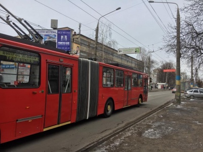 Один з нових тролейбусів у Чернівцях вже возить пасажирів