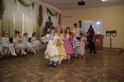 Новорічні ранки у школах Чернівців не скасовуватимуть через ГРВІ