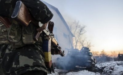 Доба в АТО: Двох військових поранено, ще двоє потрапили у полон