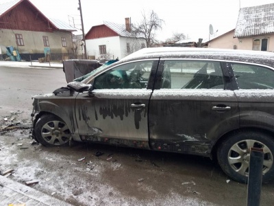 Стан двох хлопців, що вижили у страшній аварії на Буковині, покращується