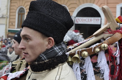 «Ці традиції нас пов’язують із Буковиною», - колектив із Румунії про «Маланку-фест» (ФОТО)