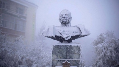 Фотограф показав, як живе найхолодніше село у світі: вражаючі фото