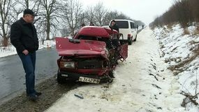 Жахлива ДТП на Буковині: двоє дітей та їхній батько у надважкому стані в реанімації (ФОТО)