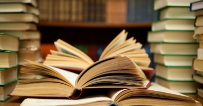 Цей день в історії: сигнали точного часу, перші триколірні світлофори та суд над Тайсоном-хуліганом