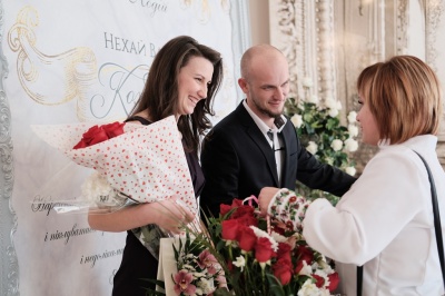 У Чернівцях одружилась перша пара, що скористалась послугою "Шлюб за 24 години" (ФОТО)