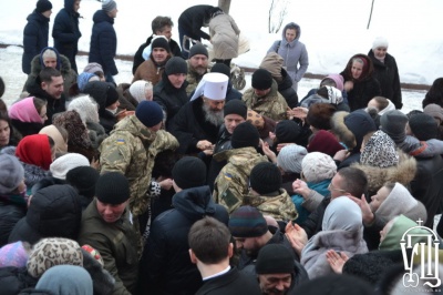 Митрополит Онуфрій звершив літургію у соборі в Чернівцях (ФОТО)