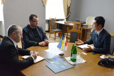 Японський дипломат прочитав лекцію в Чернівецькій міськраді Японський дипломат прочитав лекцію в Чернівецькій міськраді