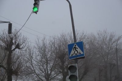 На Буковині водій оплатив ремонт збитого ним світлофора