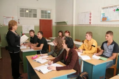 Вечірні класи в школах на Буковині зачиняють