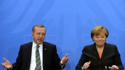 Ердоган звинуватив Меркель у "підтримці терористів"
