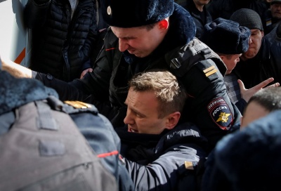 У Москві, на мітингу проти корупції, поліція затримала Навального