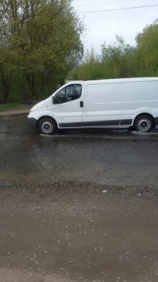 "Потоп на Сторожинецькій": через прорив труби 15 вулиць Чернівців без води