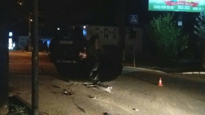 Подробиці ДТП за участі охоронного автомобіля у Чернівцях: припускають, що водій перебував під дією амфетаміну