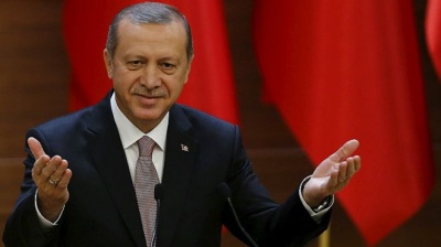 За попередніми результатами турки підтримали розширення повноважень Ердогана