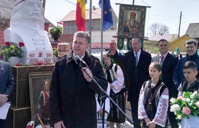 На Буковині відкрили пам’ятник Штефану чел Маре