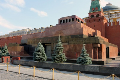 Росіяни вже готові поховати Леніна
