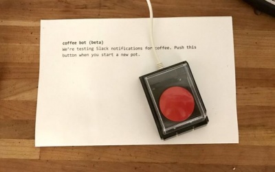 Американські журналісти створили бота, який повідомляє про готовність кави