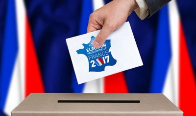 У Франції у другий тур виборів виходять Макрон та Ле Пен