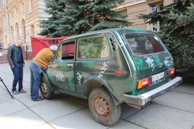 У Чернівцях волонтери показали чергову відремонтовану автівку (ФОТО)