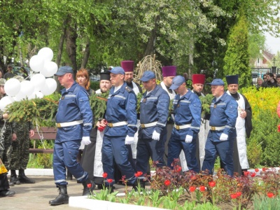 У Чернівцях кілька сотень жителів ушанували жертв Чорнобильської катастрофи (ФОТО)