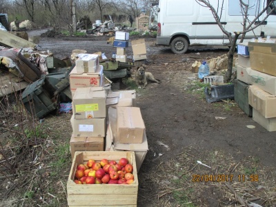 Гнітюче враження, одні руїни. Волонтер з Чернівців розповів про останні події у зоні АТО (ФОТО)