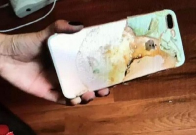 У жінки під час сну вибухнув iPhone 7: смартфон розплавився