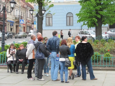 У Чернівцях у дні туристичного «буму» позакривали від гостей міста музеї і театр