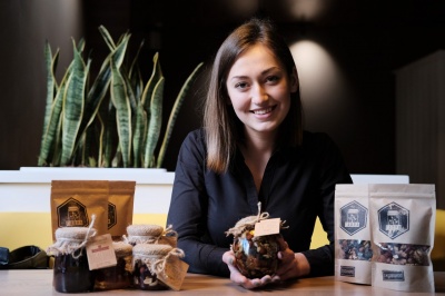 22-річна чернівчанка розповіла, як створила нову "смачну" торгову марку (ФОТО)