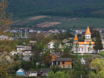 Буковинська розкіш: 10 цікавих місць за 10 км від Чернівців