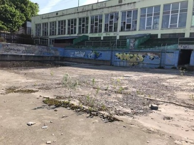 «Відновити чи збудувати новий», - співвласник "Льодової арени" про басейн біля стадіону "Буковина"