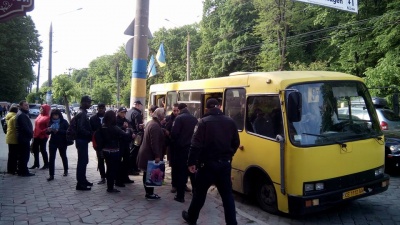 У пасажирки однієї з маршруток у Чернівцях пропав гаманець (ФОТО)