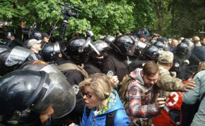 Через масову бійку в Дніпрі позбулися посад керівники поліції
