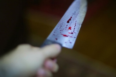 На сільському ринку на Буковині чоловік ножем поранив односельчанина