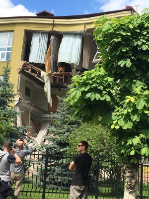 У Коломиї обвалилася стіна місцевого коледжу