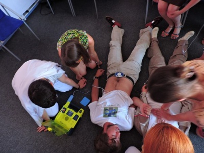 У Чернівцях школярів навчатимуть надавати першу медичну допомогу під патронатом Марини Порошенко