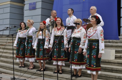 У Чернівцях сьогодні лунають рок, хіп-хоп та класика (ФОТО, ВІДЕО)