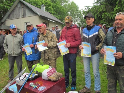 На Буковині рибалки влаштували літні змагання з риболовлі (ФОТО)